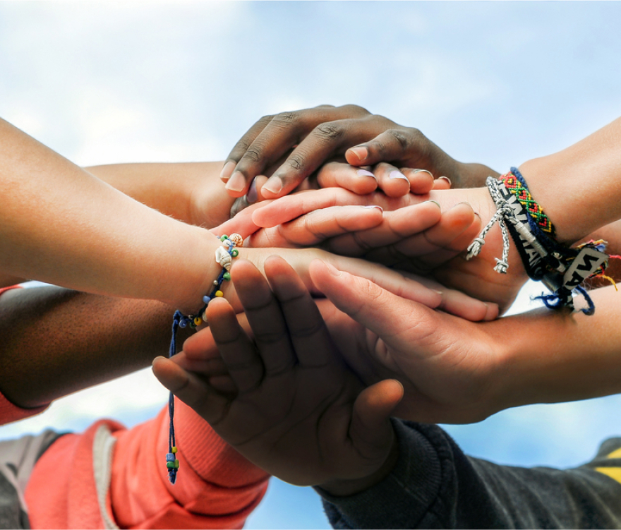CSR (Corporate Social Responsibility)